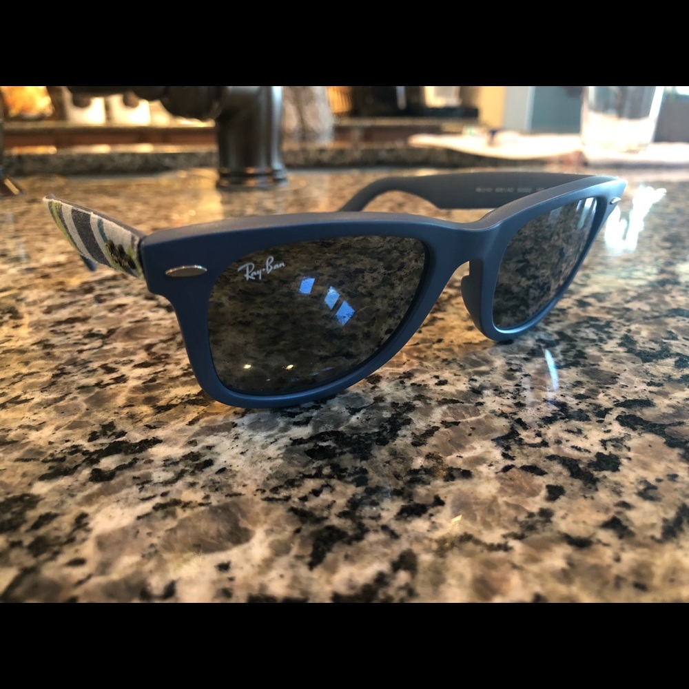 Ray-Ban Camo